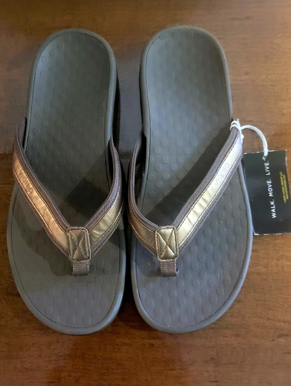 NWT Vionic Tide II Orthodic Sandles Women's Bronze Metallic Flip Flops Size 9